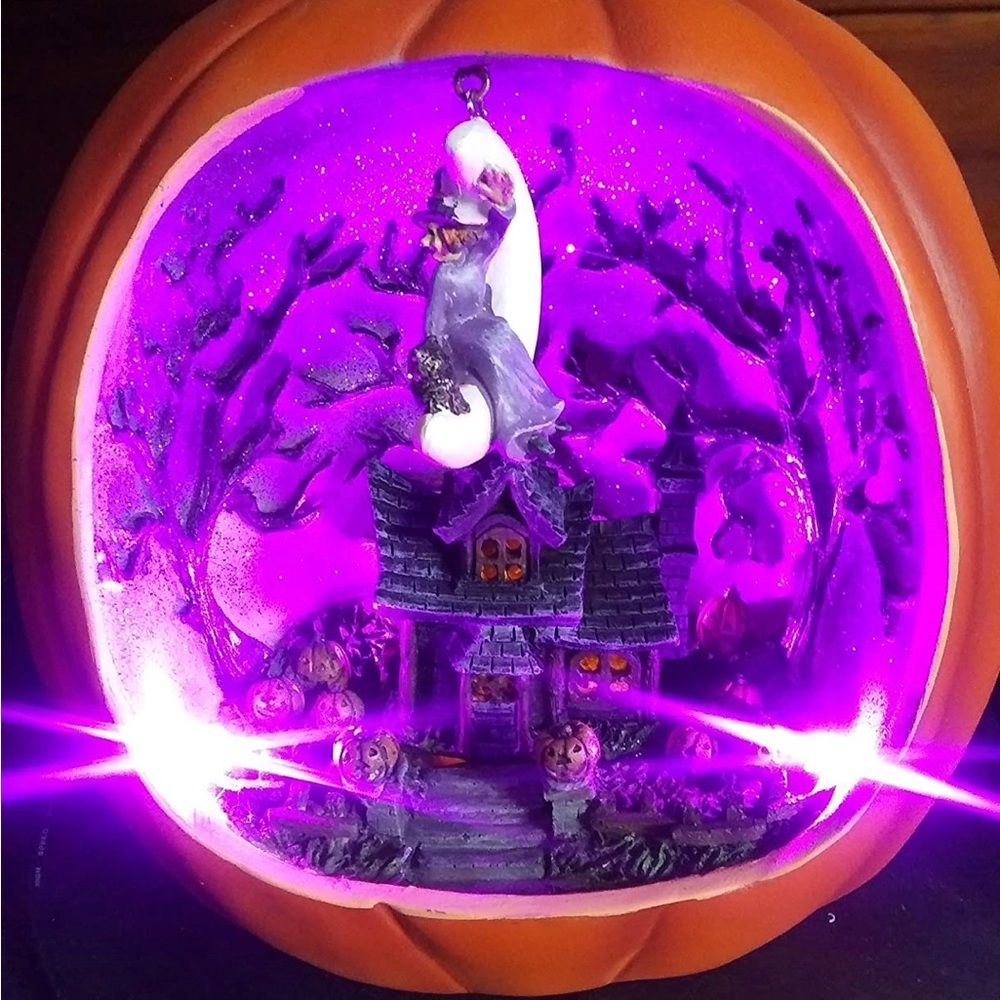 Pumpkin light up witch house Halloween